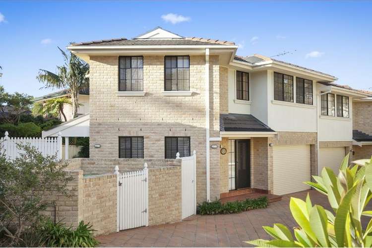 Main view of Homely townhouse listing, 2/92 Toronto Parade, Sutherland NSW 2232