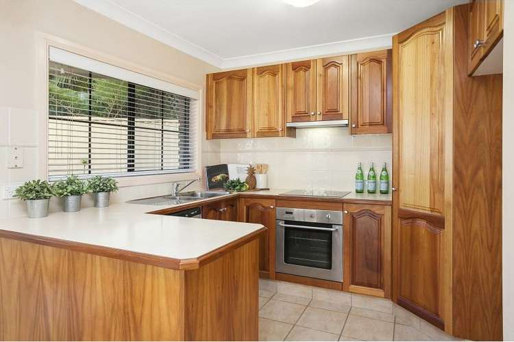 Fourth view of Homely townhouse listing, 2/92 Toronto Parade, Sutherland NSW 2232
