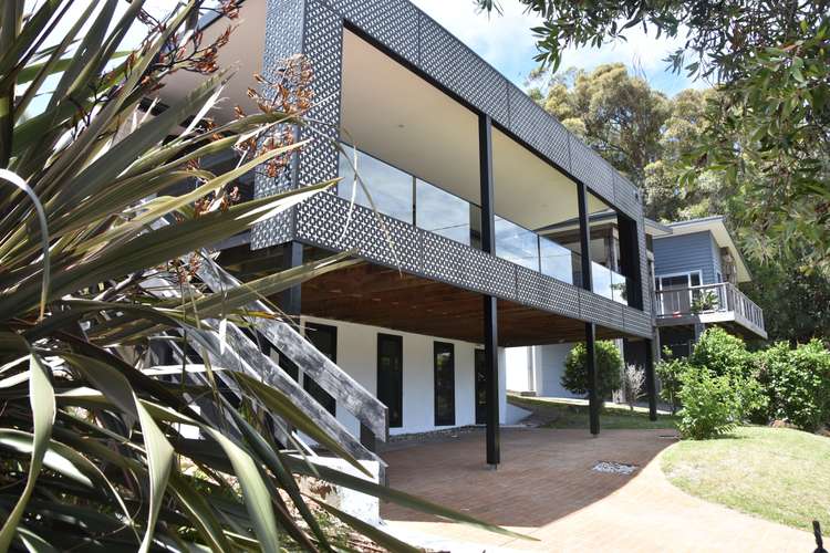 Main view of Homely house listing, 18 GIRRAWHEEN AVENUE, Kiama NSW 2533