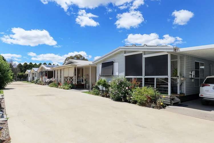 Main view of Homely villa listing, 76 GLEN INNES ROAD, Armidale NSW 2350