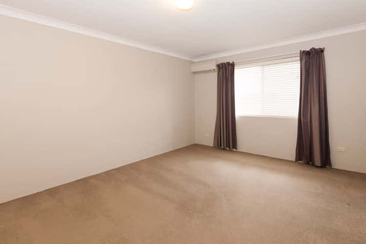Fifth view of Homely unit listing, 2/11 Brassey Street, Fairfield QLD 4103