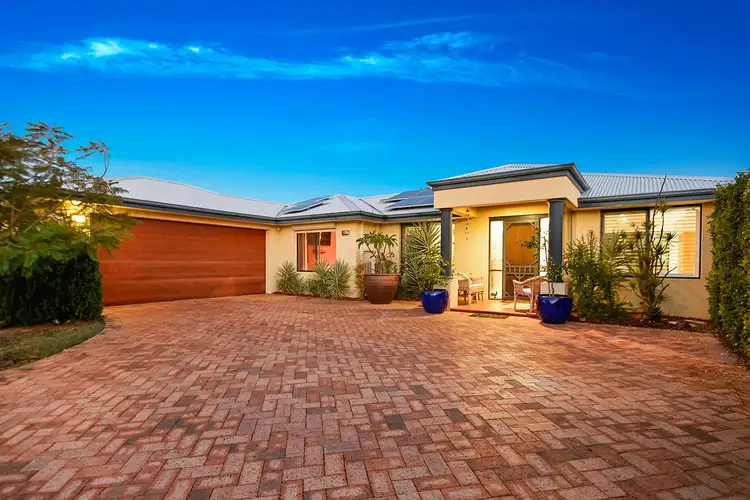 14 Cambria Street, Kallaroo WA 6025