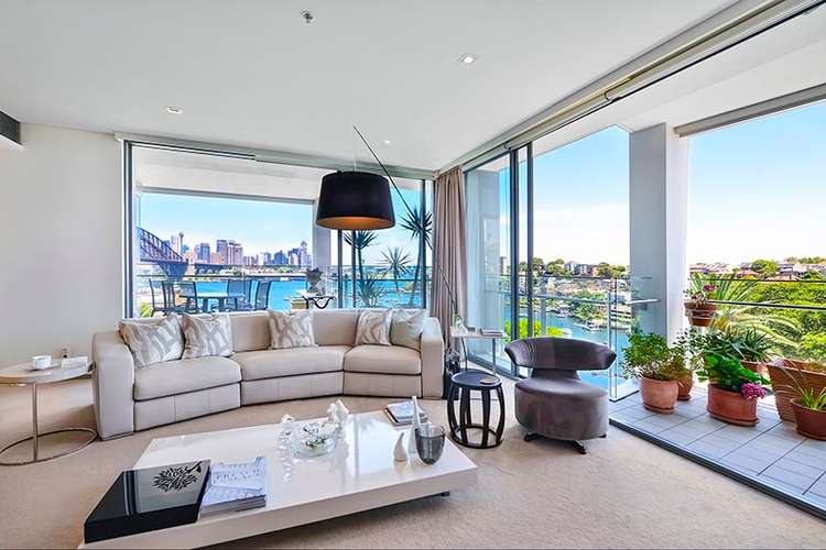 Main view of Homely apartment listing, 55 Lavender St, Milsons Point NSW 2061