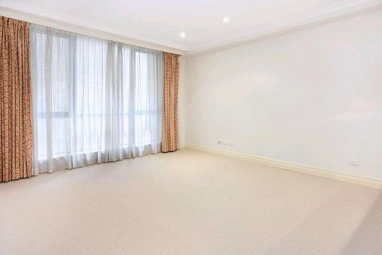 Fifth view of Homely apartment listing, 2 Bond St, Sydney NSW 2000