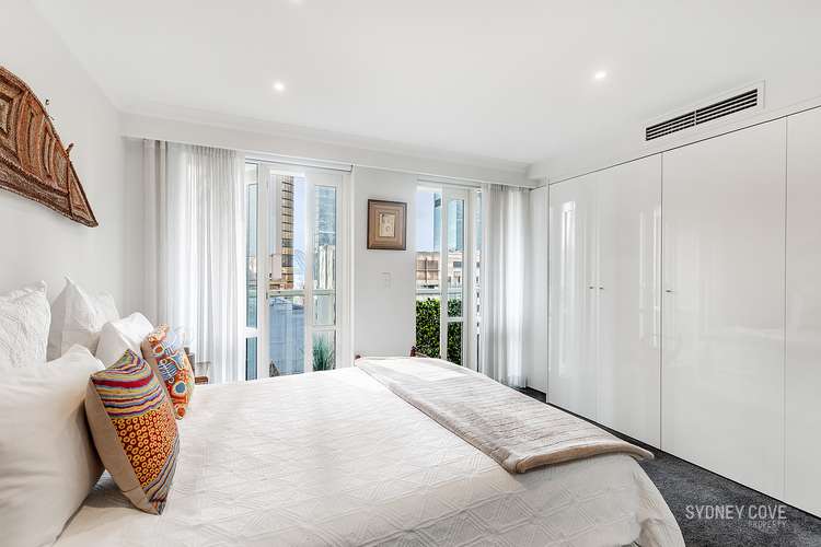Fifth view of Homely apartment listing, 2 Bond St, Sydney NSW 2000