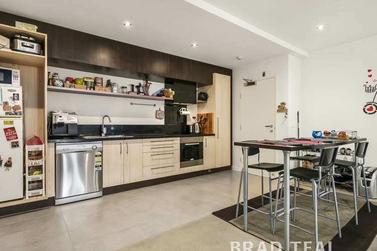Second view of Homely apartment listing, 5/8 Crefden Street, Maidstone VIC 3012