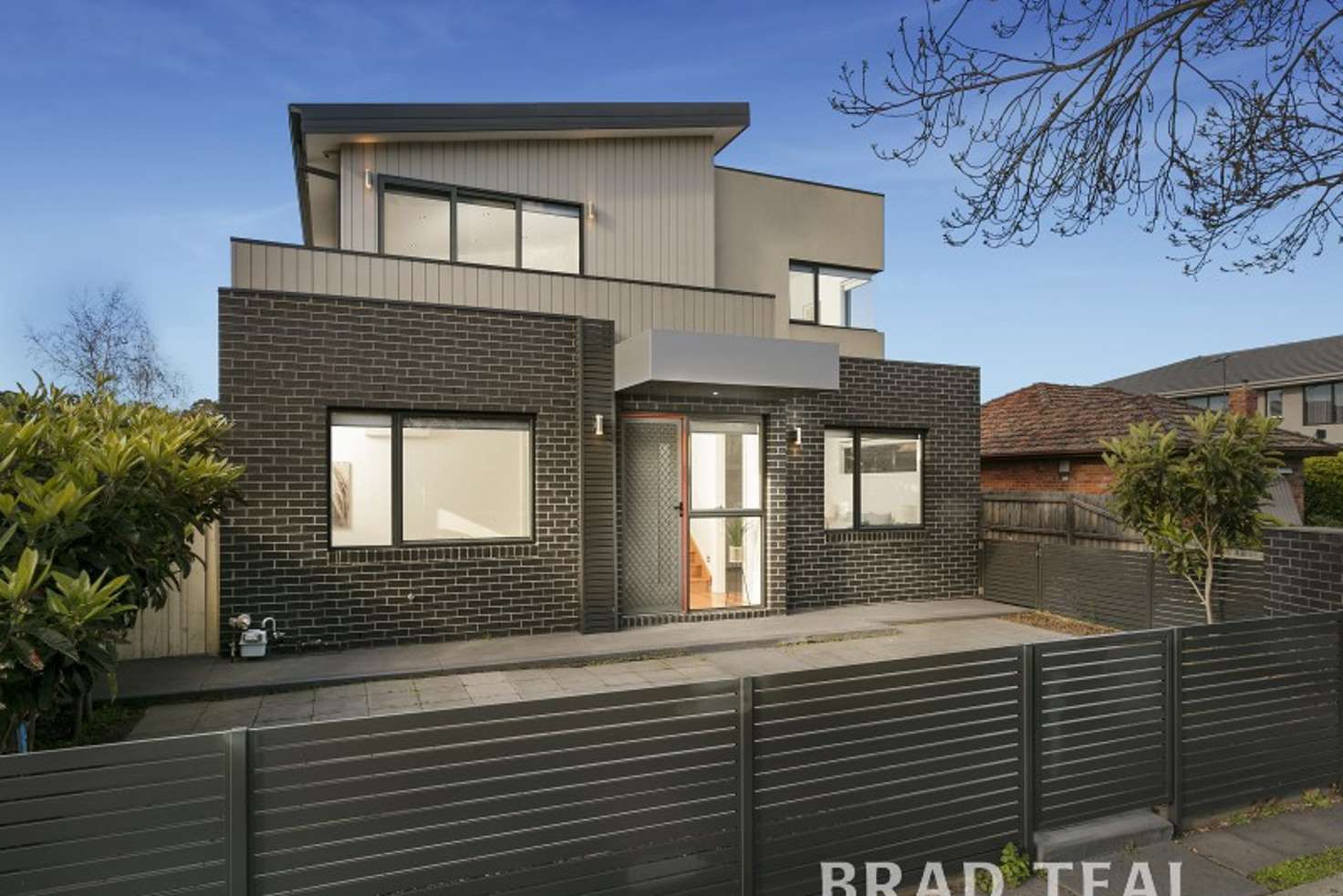 Main view of Homely townhouse listing, 1/28 Bulla Road, Strathmore VIC 3041