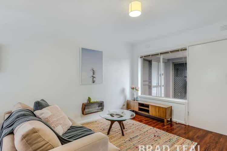 Third view of Homely apartment listing, 3/10 Loeman Street, Essendon VIC 3040