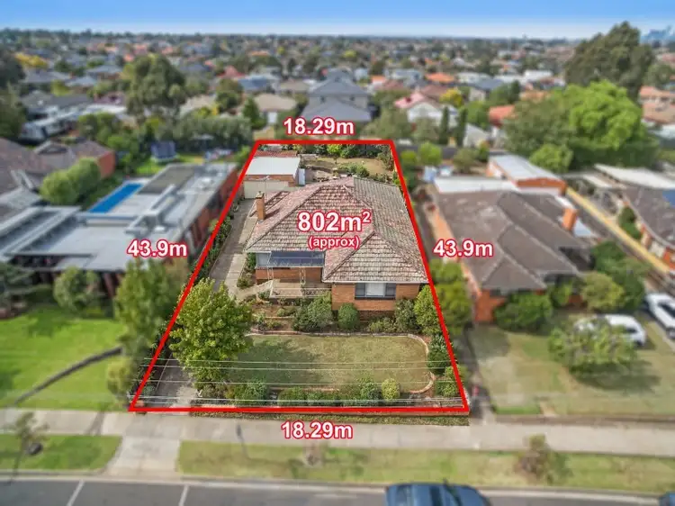 10 Beryl Street, Essendon West VIC 3040