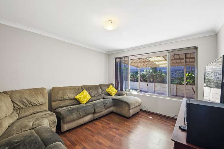 Fifth view of Homely house listing, 2 Traine Court, Heathridge WA 6027