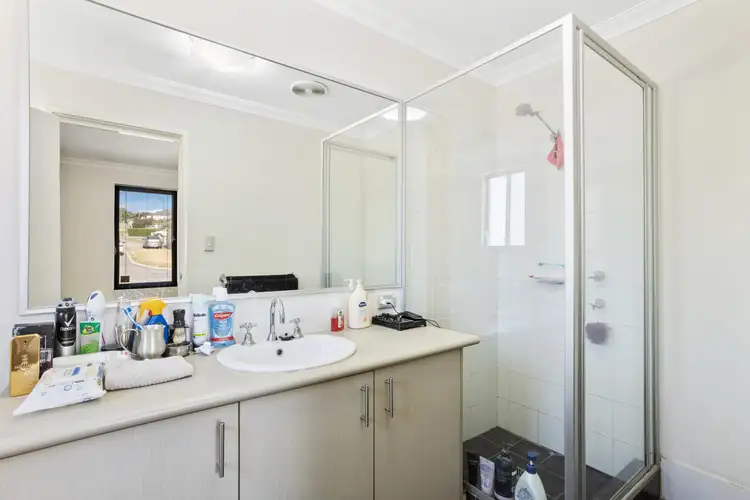 Fifth view of Homely villa listing, 8/5 Titian Way, Tapping WA 6065