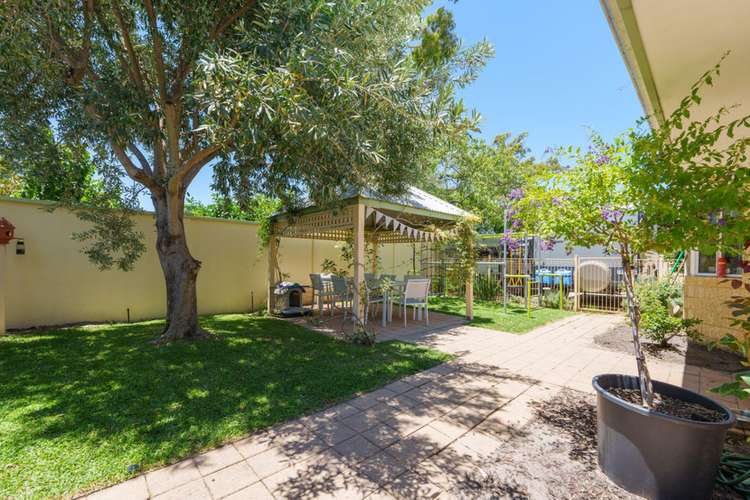 12a Pulo Rd, Brentwood WA 6153
