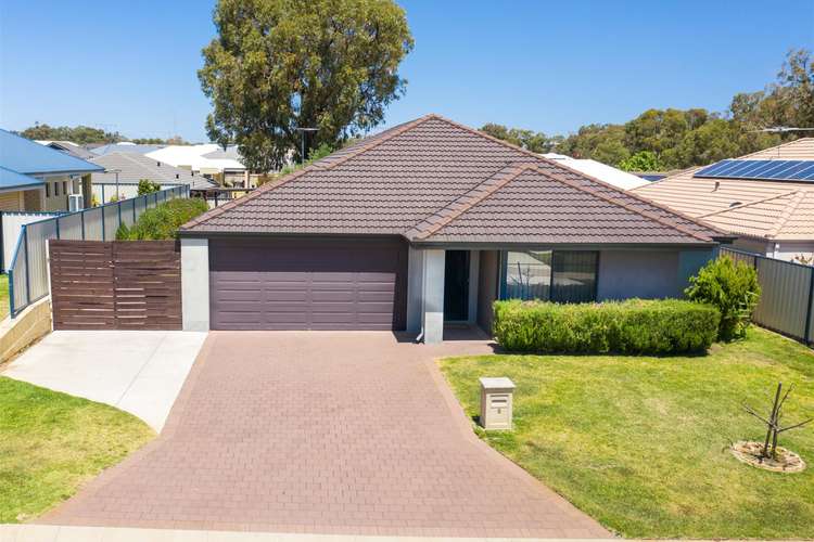 8 Newbridge Street, Meadow Springs WA 6210