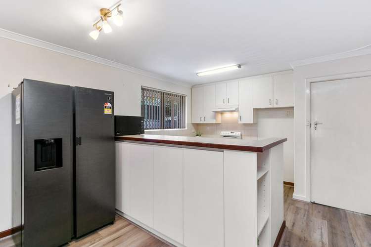 Fourth view of Homely semiDetached listing, 2/13 Poplar Street, Willetton WA 6155