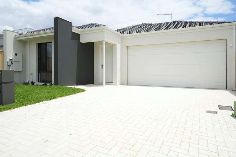 Main view of Homely house listing, 43 Ashcroft Loop, Wattle Grove WA 6107