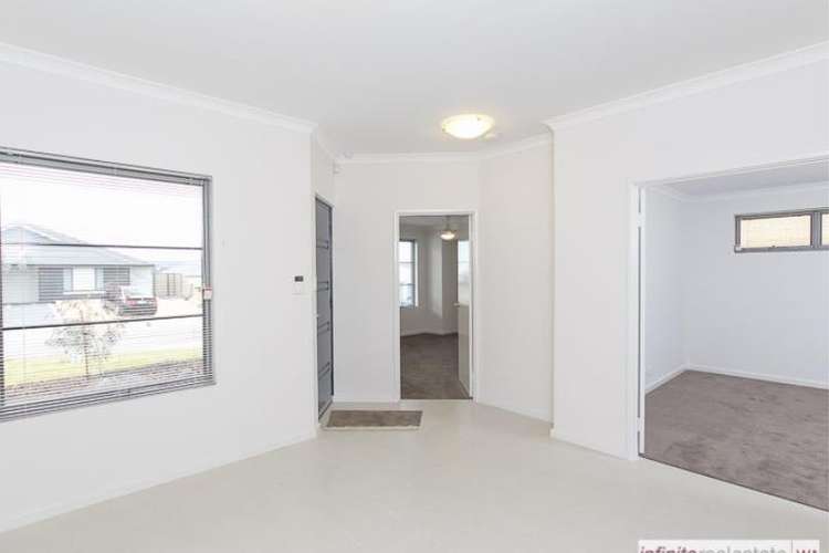 Main view of Homely house listing, 7 Halcyon Crescent, Aveley WA 6069