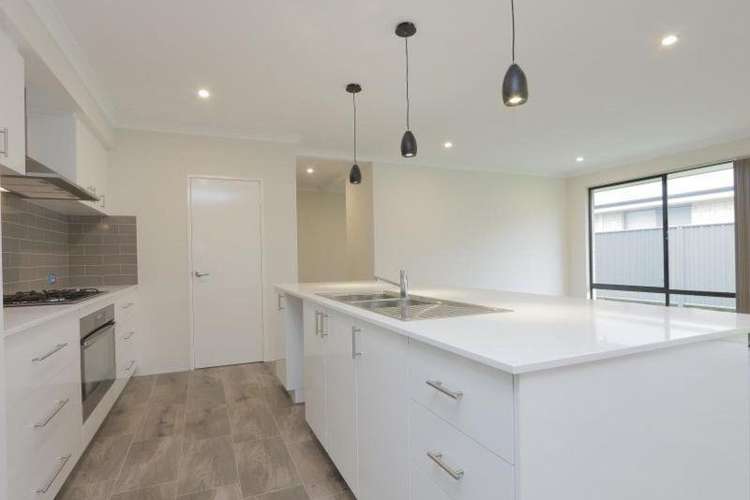 Main view of Homely house listing, 5 Sunstone Boulevard, Treeby WA 6164