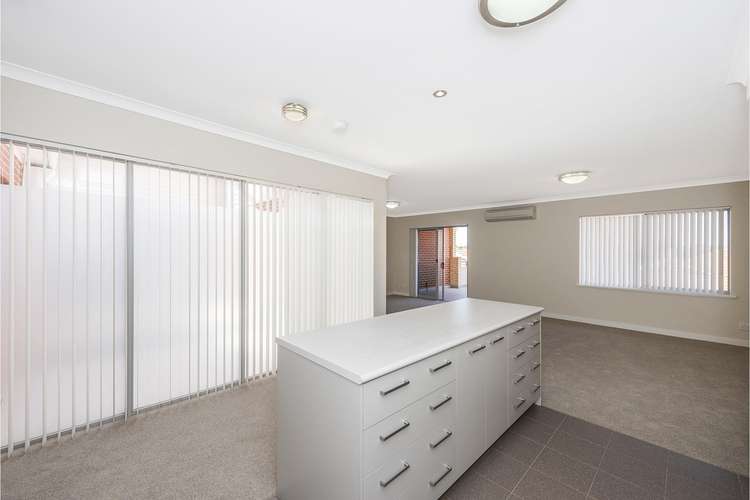 Fifth view of Homely unit listing, 13/84 Collick Street, Hilton WA 6163
