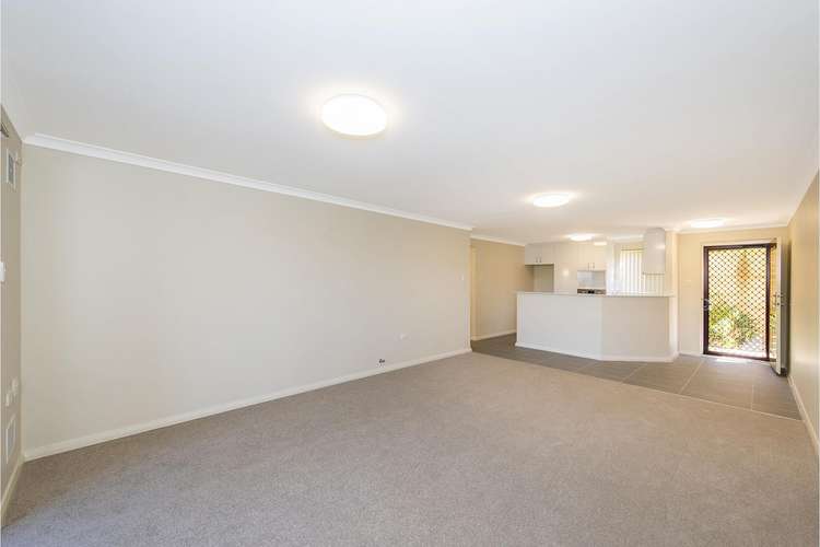 Fourth view of Homely villa listing, 18/39 Elizabeth Street, Cloverdale WA 6105