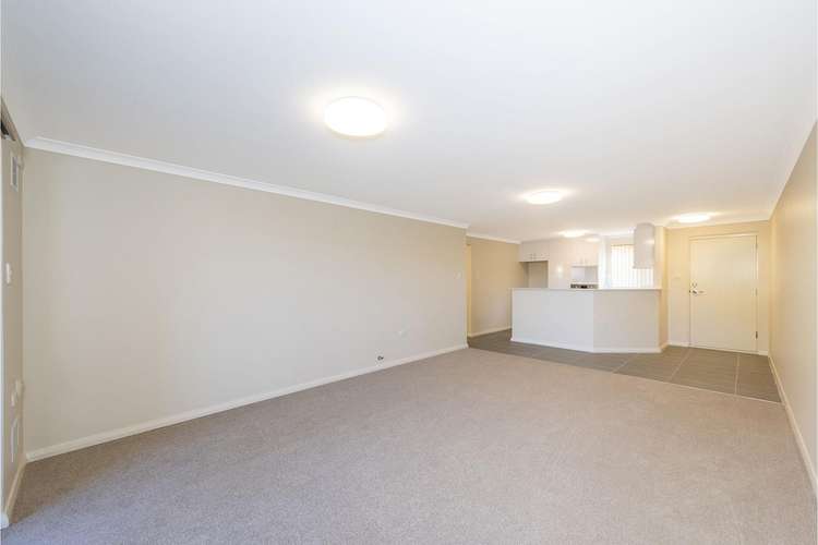 Sixth view of Homely villa listing, 18/39 Elizabeth Street, Cloverdale WA 6105