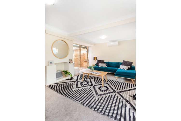 Second view of Homely house listing, 33 Highlander Place, Currambine WA 6028