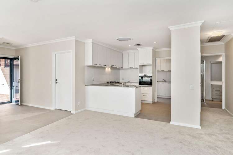 Sixth view of Homely villa listing, 10/36 Fifth Avenue, Rossmoyne WA 6148