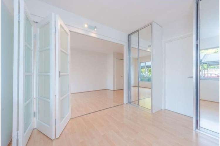 Fifth view of Homely unit listing, 4/23 Hensman Road (Under Application ), Subiaco WA 6008