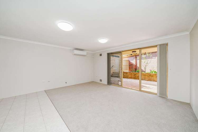 Fifth view of Homely villa listing, 39/39 Elizabeth Street, Cloverdale WA 6105