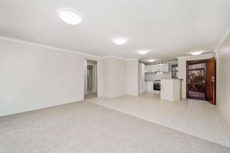 Sixth view of Homely villa listing, 39/39 Elizabeth Street, Cloverdale WA 6105