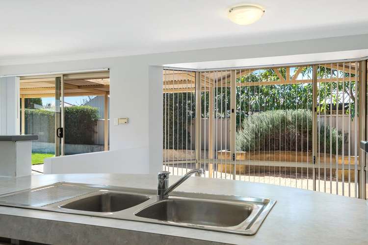 Fifth view of Homely house listing, 4 Zircon Place, Maida Vale WA 6057