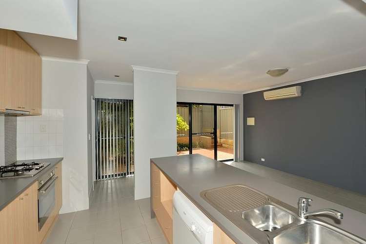 Fourth view of Homely unit listing, 23/1 Mariners Cove Drive, Dudley Park WA 6210