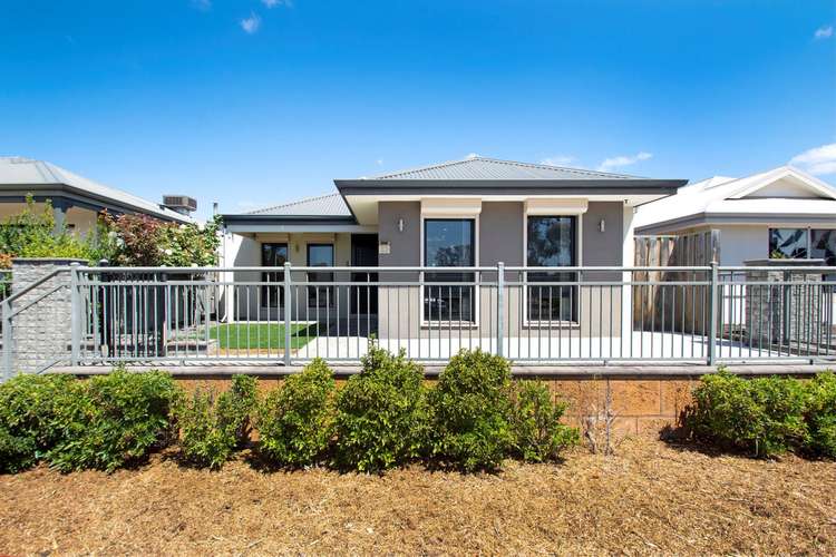 33 Grassdale Parkway, Ellenbrook WA 6069