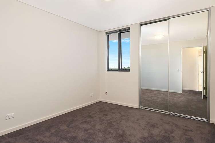 Fourth view of Homely apartment listing, 175/2 Signal Terrace, Cockburn Central WA 6164