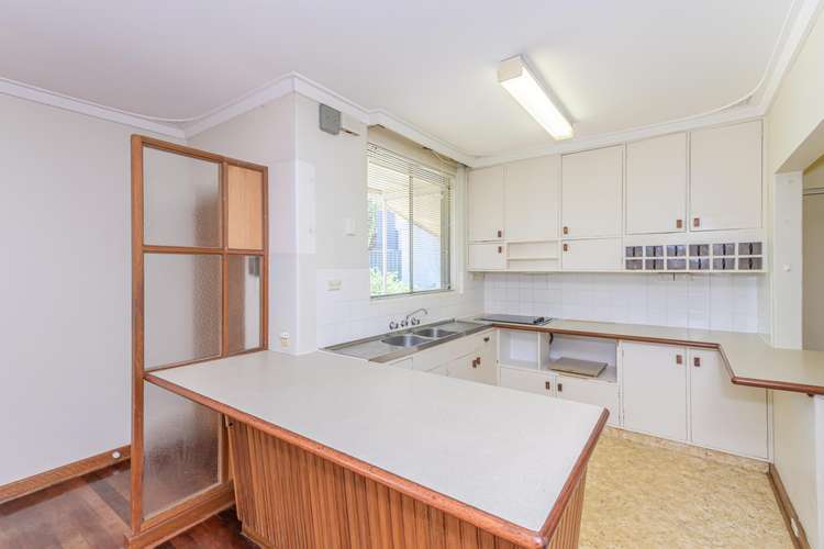 Fifth view of Homely house listing, 202 Herbert Street, Doubleview WA 6018