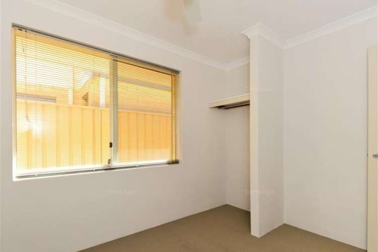 Third view of Homely house listing, 5 Elm Way, Baldivis WA 6171