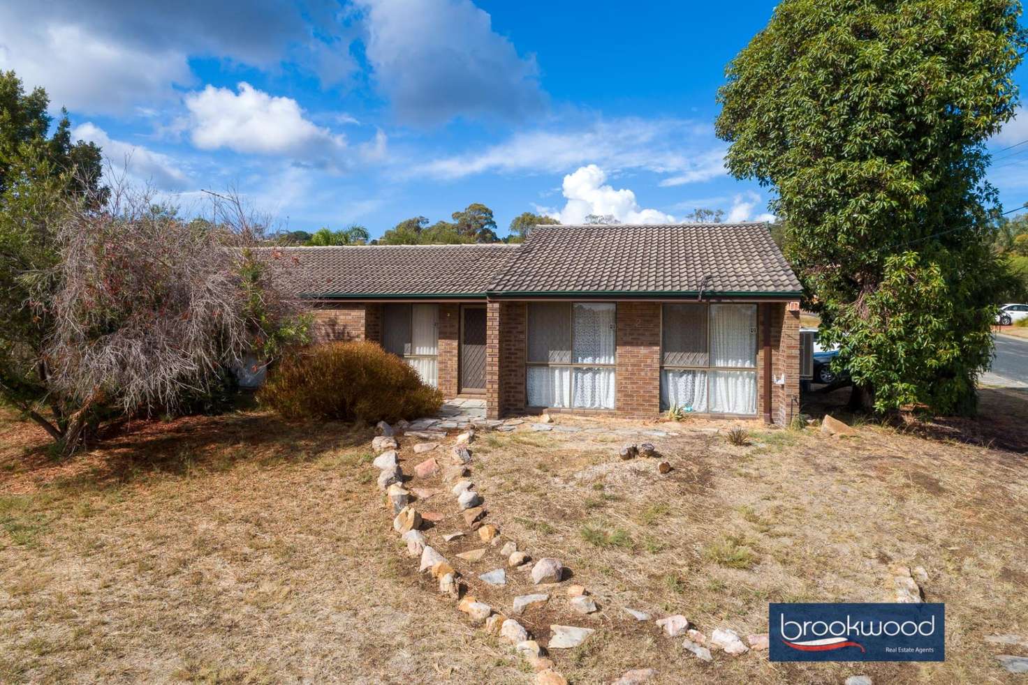 Main view of Homely house listing, 2 Thaxted Place, Swan View WA 6056