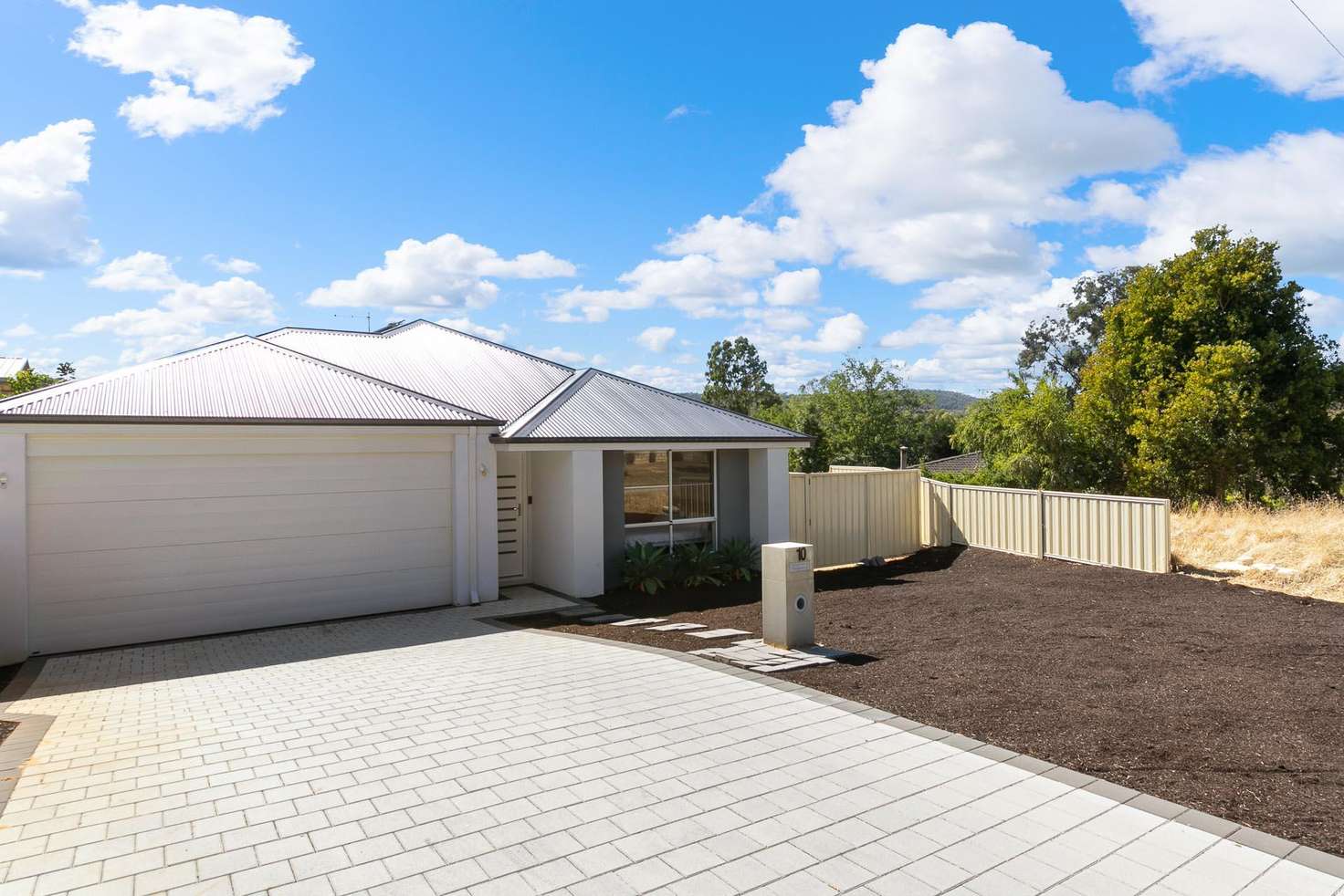 Main view of Homely house listing, 10 Bamlett Street, Mount Nasura WA 6112