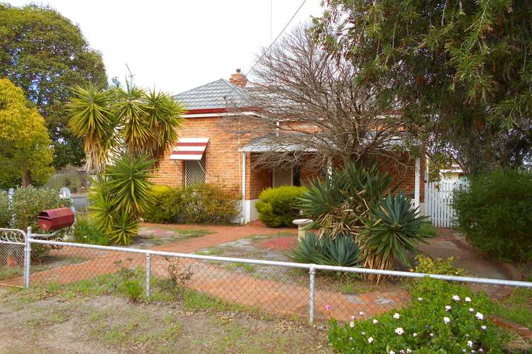 16 Britannia Street, Katanning WA 6317