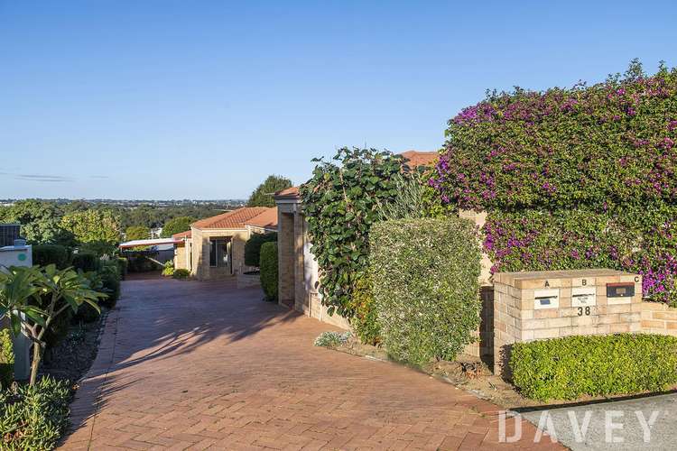 Fifth view of Homely villa listing, 38C Francis Avenue, Karrinyup WA 6018