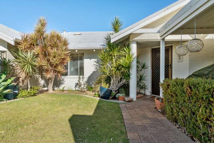 Fifth view of Homely villa listing, 1/19 Flora Terrace, Watermans Bay WA 6020