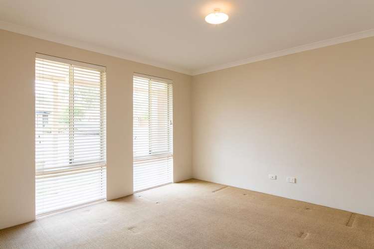 Fourth view of Homely house listing, 8 Stokesay Street, Orelia WA 6167