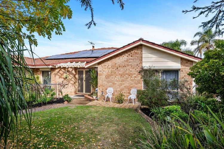 Fifth view of Homely house listing, 17 Endeavour Court, Thornlie WA 6108