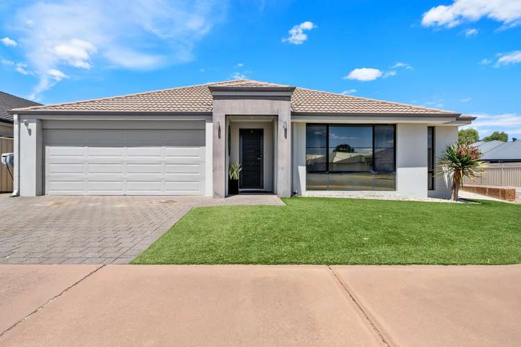 Second view of Homely house listing, 2 Millot Vista, Caversham WA 6055