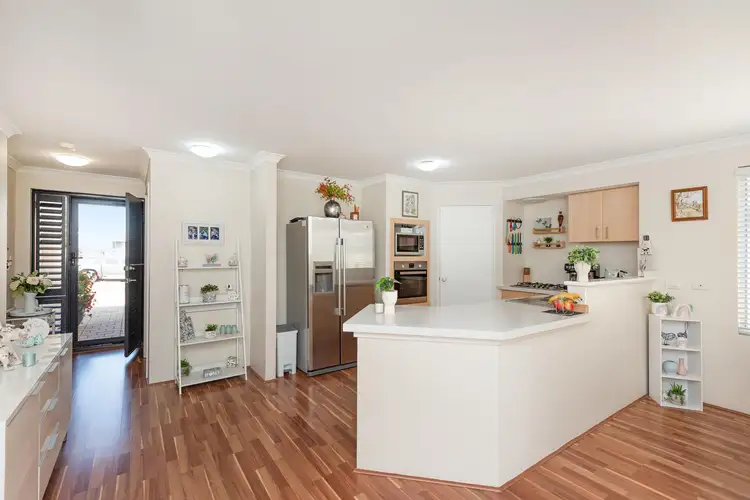 Fifth view of Homely house listing, 4 Seashells Crescent, Singleton WA 6175