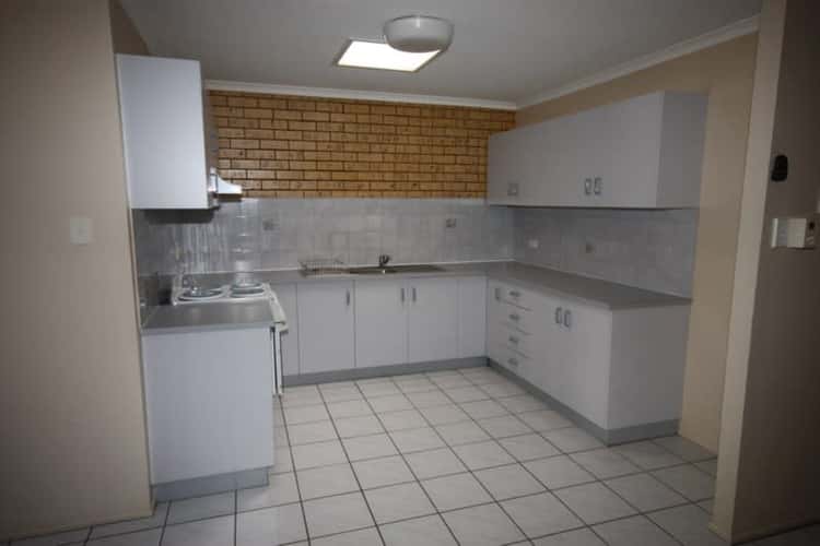 Third view of Homely unit listing, 2/16 Woolein Crescent, Biloela QLD 4715