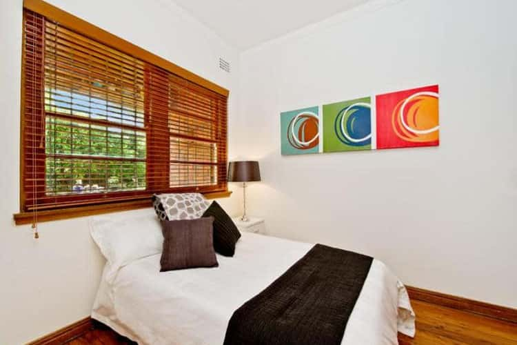 Fifth view of Homely apartment listing, 3/35 Byron Street, Coogee NSW 2034