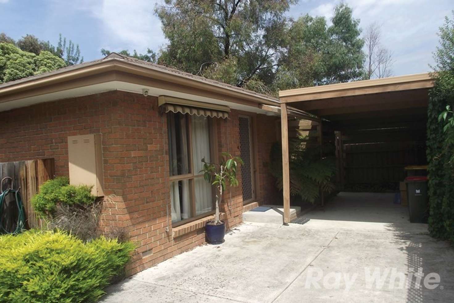 Main view of Homely unit listing, 2/20 Coomleigh Avenue, Glen Waverley VIC 3150