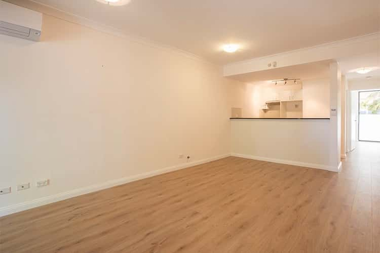 Third view of Homely apartment listing, 3/11-21 Rose Street, Chippendale NSW 2008