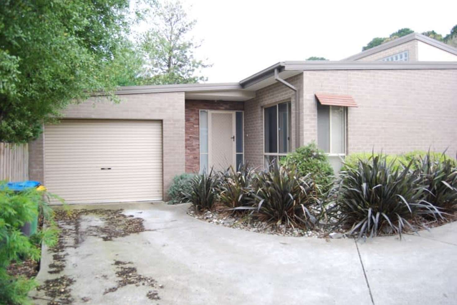 Main view of Homely unit listing, 2/470 Dorset Road, Boronia VIC 3155