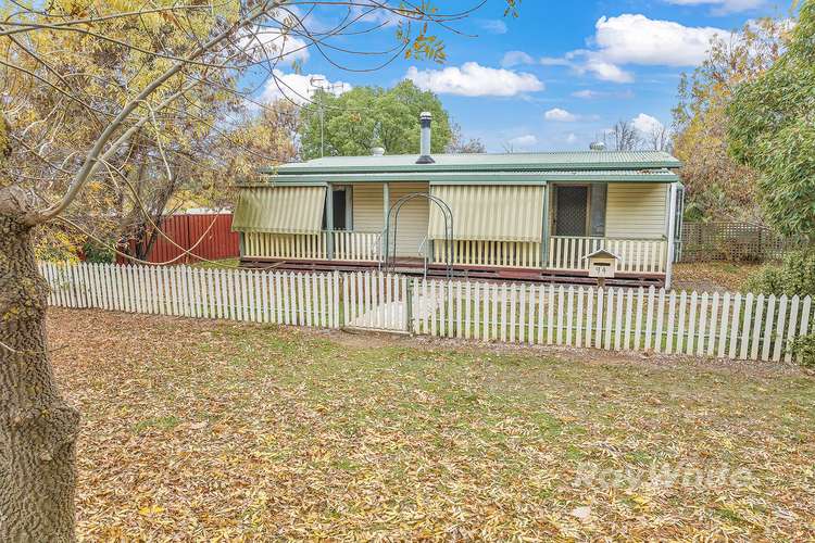 94 Hervey Street, Elmore VIC 3558